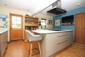 Kitchen- click for photo gallery